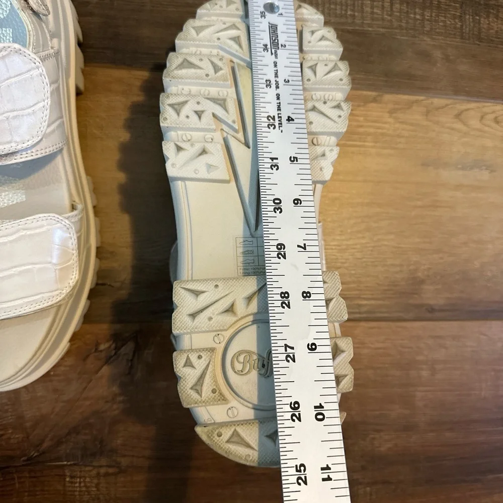 Buffalo throwback chunky Sandals Size 8.5 Aspha Sandal vegan, cream/light‎ Gray